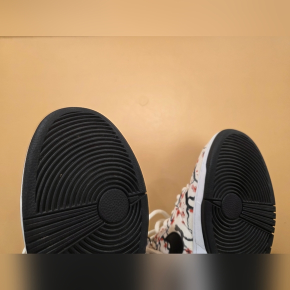 #Nike Dunk SBCherryBlossomTree - Picture 3 of 8